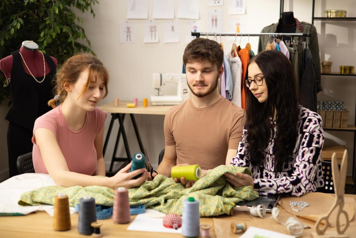 Sewing for beginners: first projects with a big impact